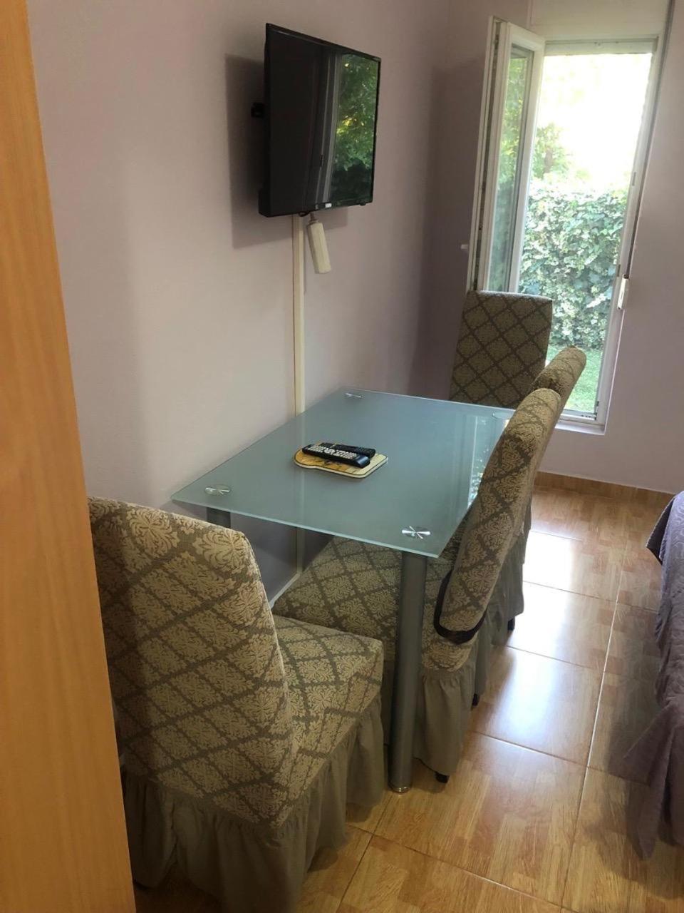 Apartmani Milanovic Susanj บาร์ ภายนอก รูปภาพ