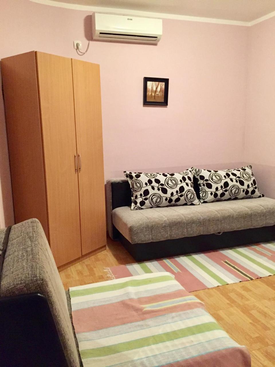 Apartmani Milanovic Susanj บาร์ ภายนอก รูปภาพ